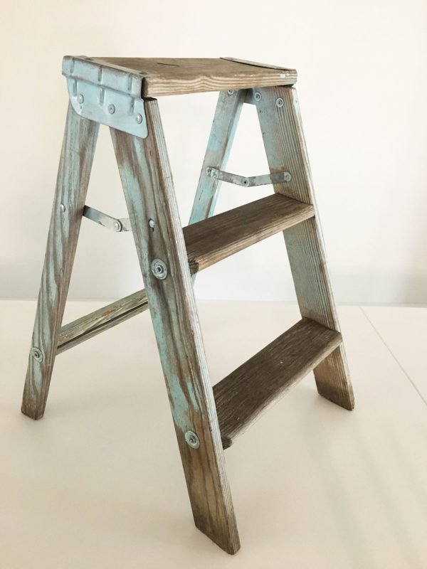 decorative step ladder