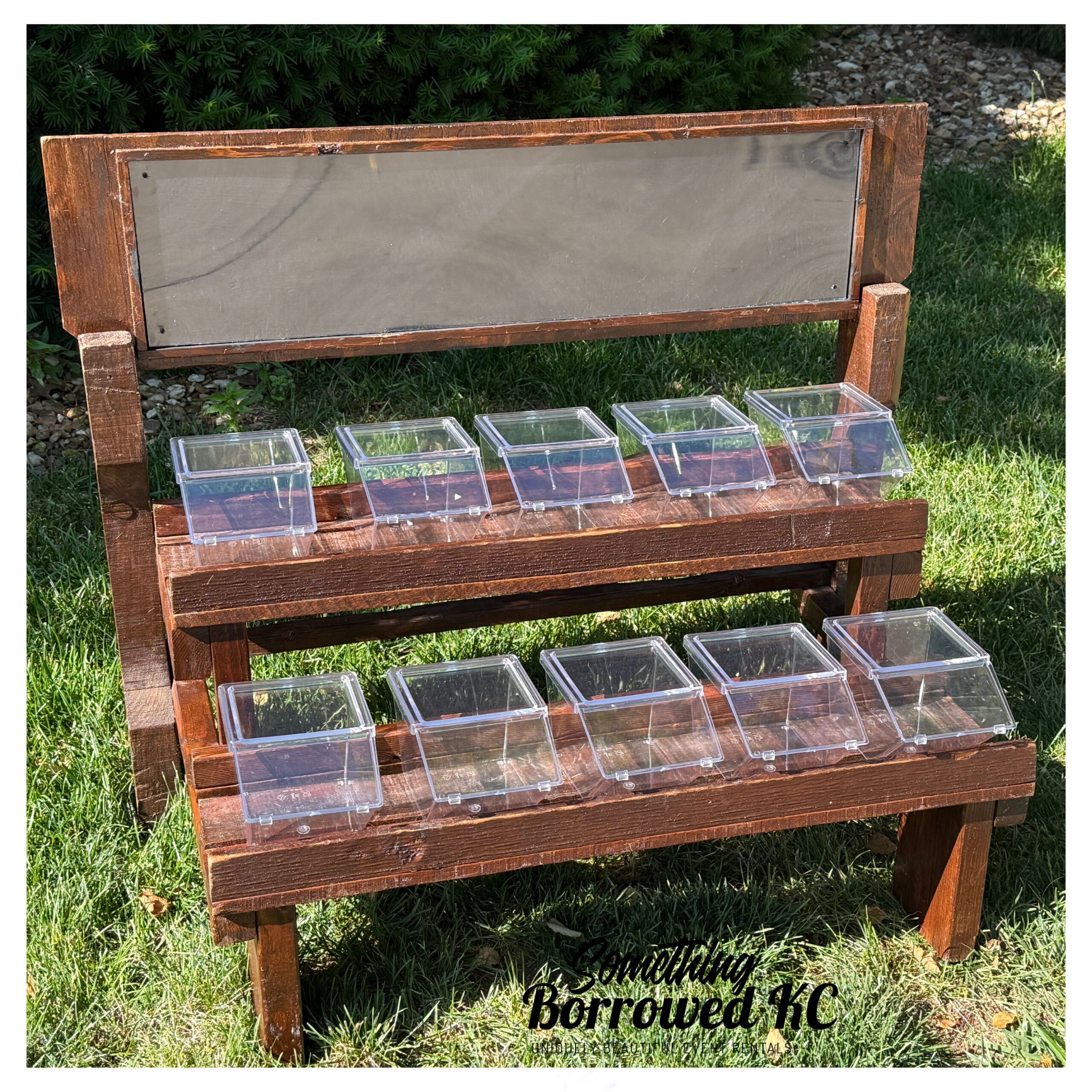 Farmhouse Two Tier Food Stand With Baskets - Image 2