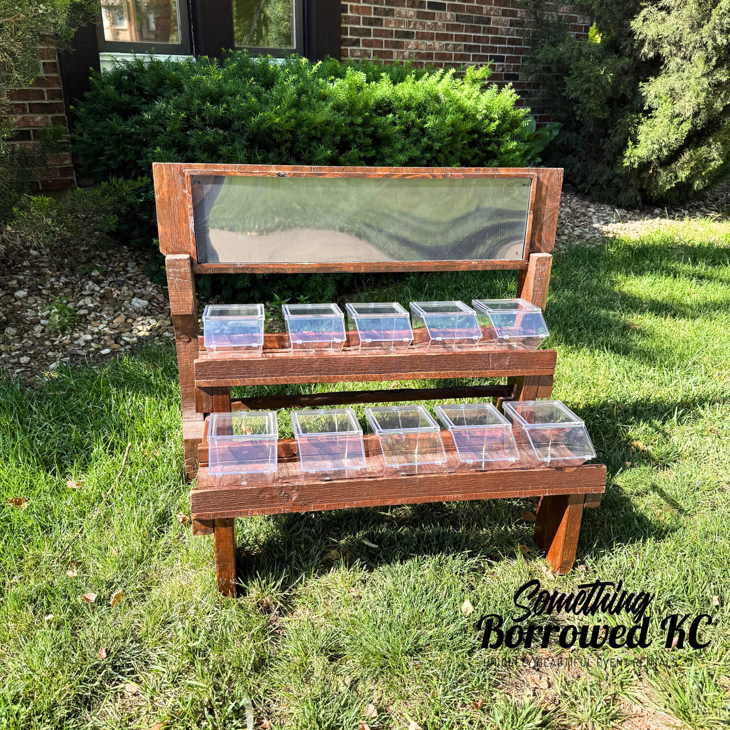 Farmhouse Two Tier Food Stand With Baskets - Image 11